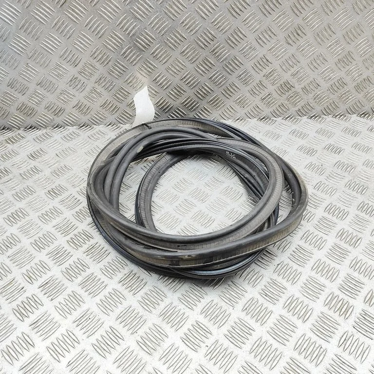 Loading door rubber seal (on body) 83F827705 – Audi RS Q8 (2019-)