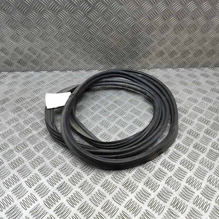 Loading door rubber seal (on body) – Lexus NX (2021-)