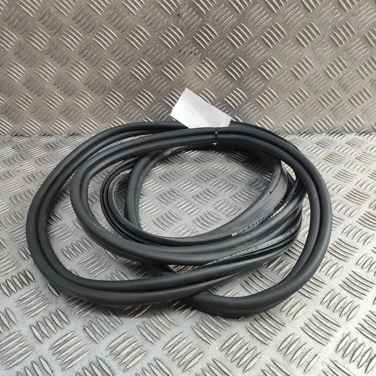 Loading door rubber seal (on body) 4K4827705 – Audi RS Q8 (2019-)