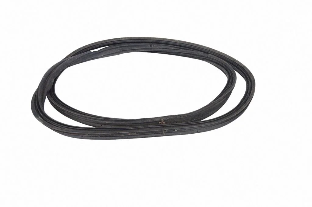 Loading door rubber seal (on body)