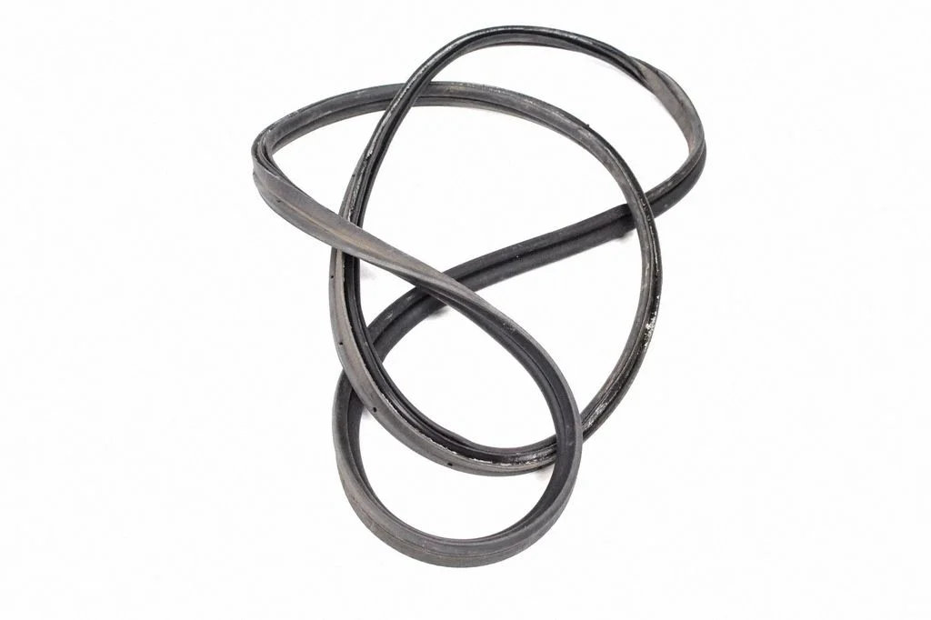 Loading door rubber seal (on body)