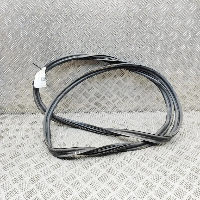 Uszczelka drzwi ładunkowych (na karoserii) A2137508000