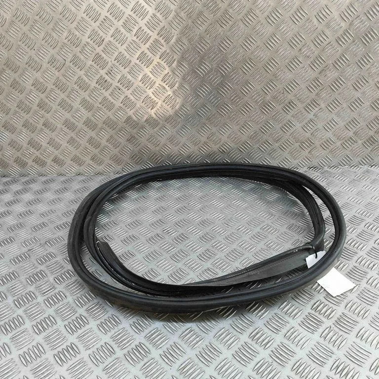 Loading door rubber seal (on body) 8V4827705 – Audi RS3 (2015-2019)