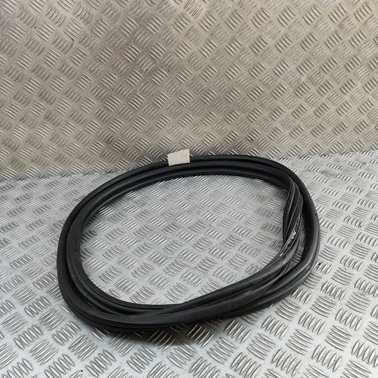 Loading door rubber seal (on body) – Jaguar F-Type (2013-)