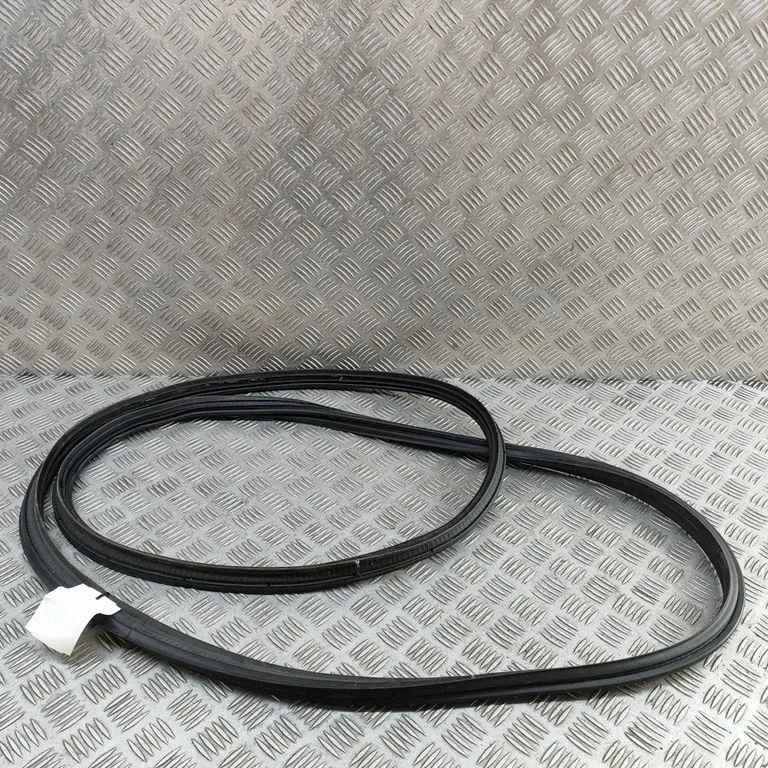 Loading door rubber seal (on body) – Toyota Yaris Cross (2020-)