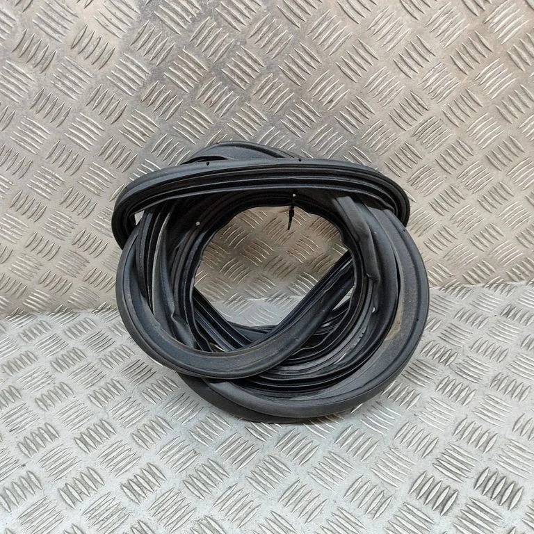 Loading door rubber seal (on body) – KIA EV6 (2021-)