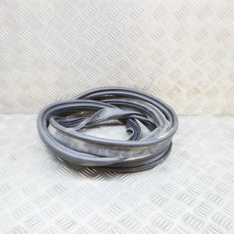 Loading door rubber seal (on body) 8V4827705 – Audi RS3 (2015-2019)