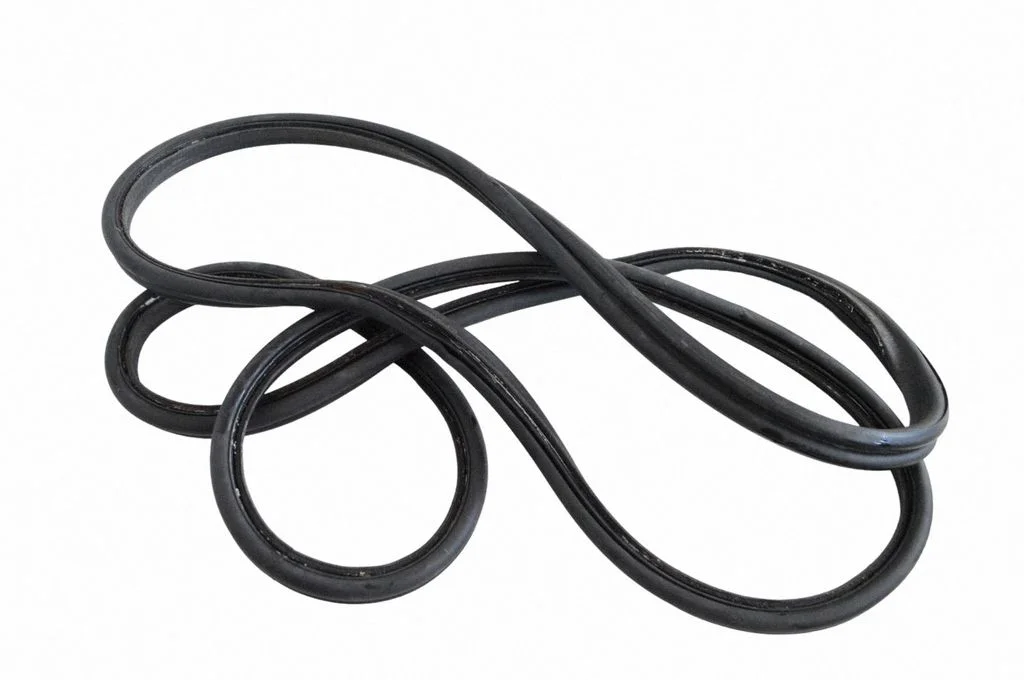 Loading door rubber seal (on body) – BMW 6 Series E63 E64 (2002-2010)