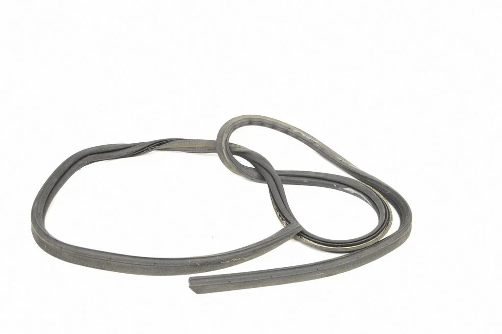 Loading door rubber seal (on body)