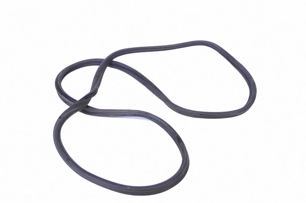 Bagāžnieka blīvgumija (uz virsbūves) 7239869
