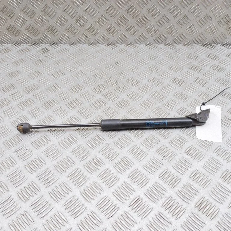 Tailgate/trunk strut/damper – Opel Crossland X (2017-)