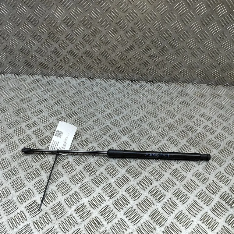 Tailgate/trunk strut/damper – Audi A6 C7 (2011-)