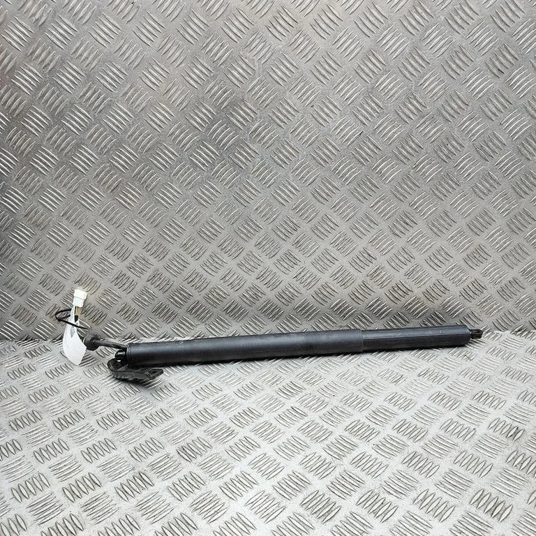 Tailgate/trunk strut/damper – BMW X5M G05 F95 (2019-)
