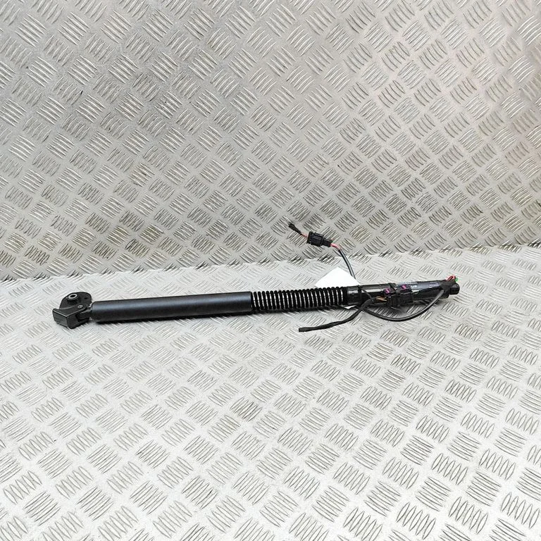 Tailgate/trunk strut/damper 4G8827852F
