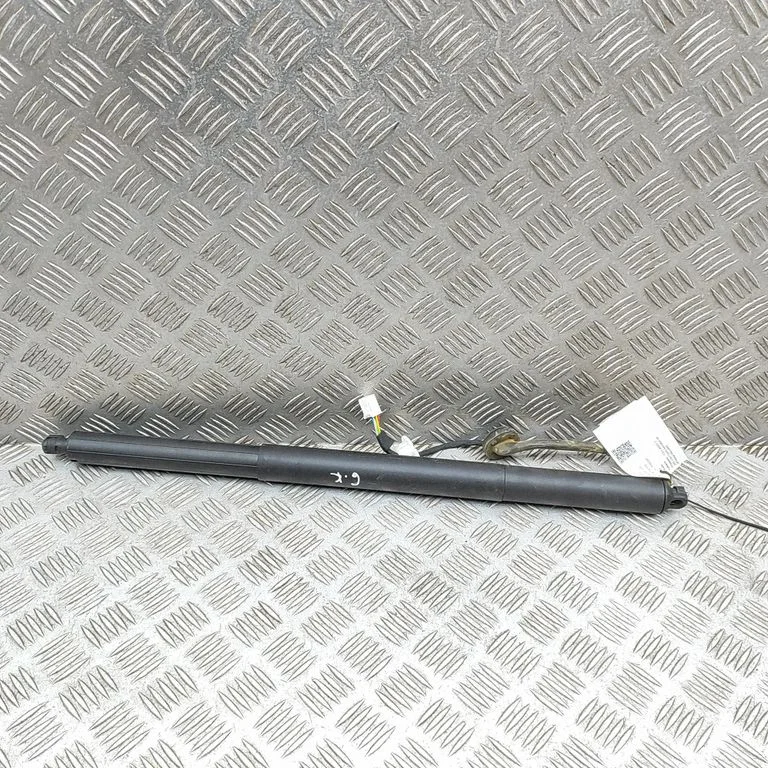 Aizmugurējā vāka amortizators 150060120B