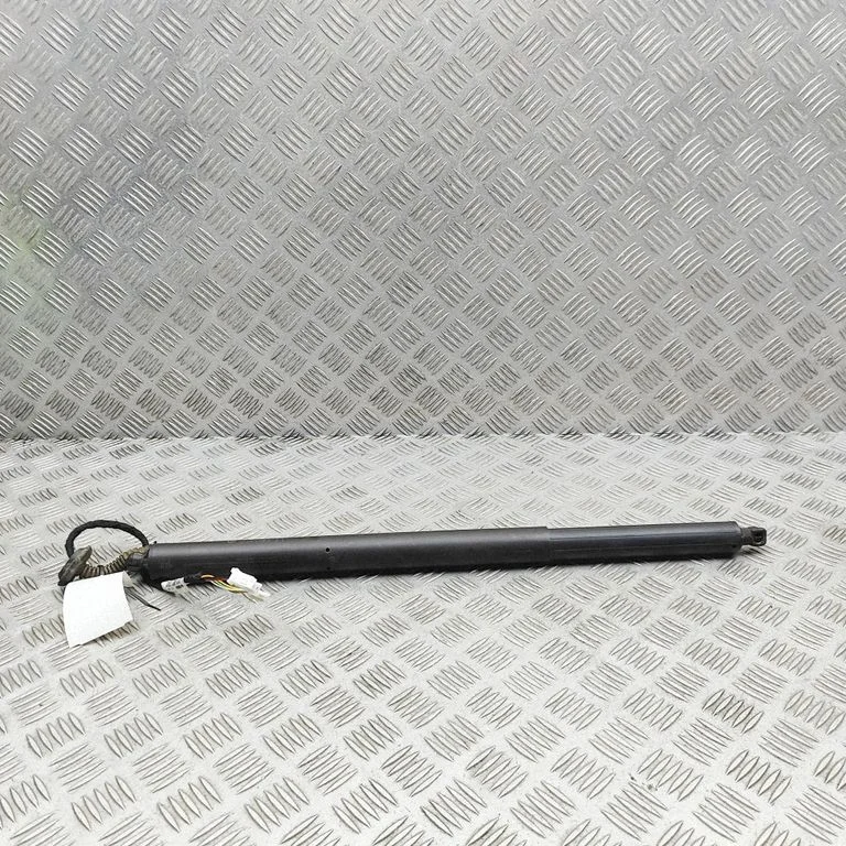 Aizmugurējā vāka amortizators A2478902300