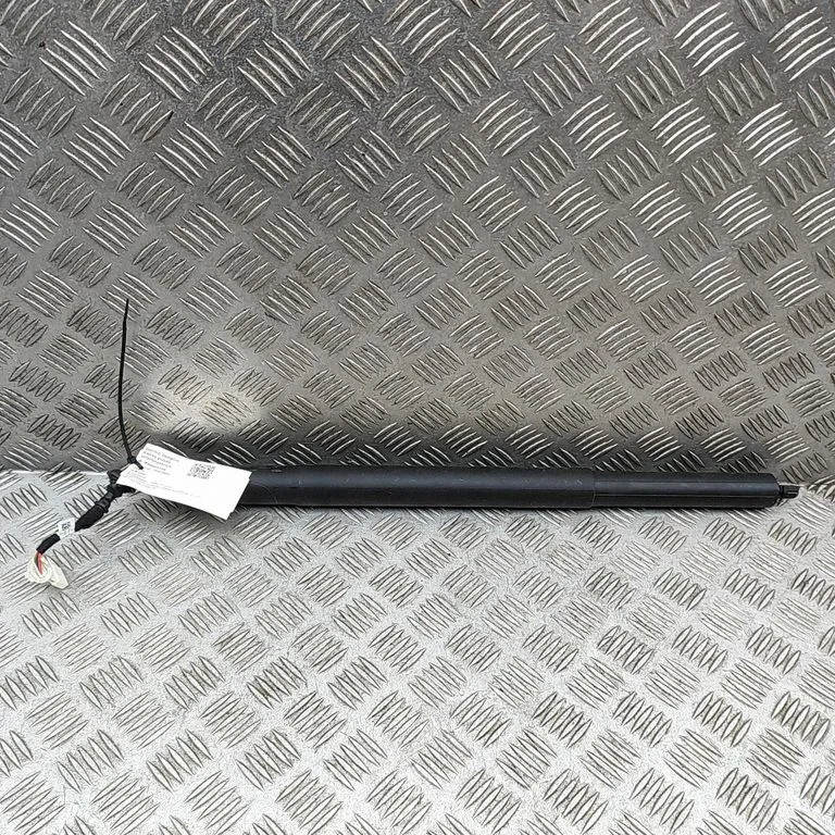 Siłownik (sprężyna gazowa) klapy bagażnika 9482800