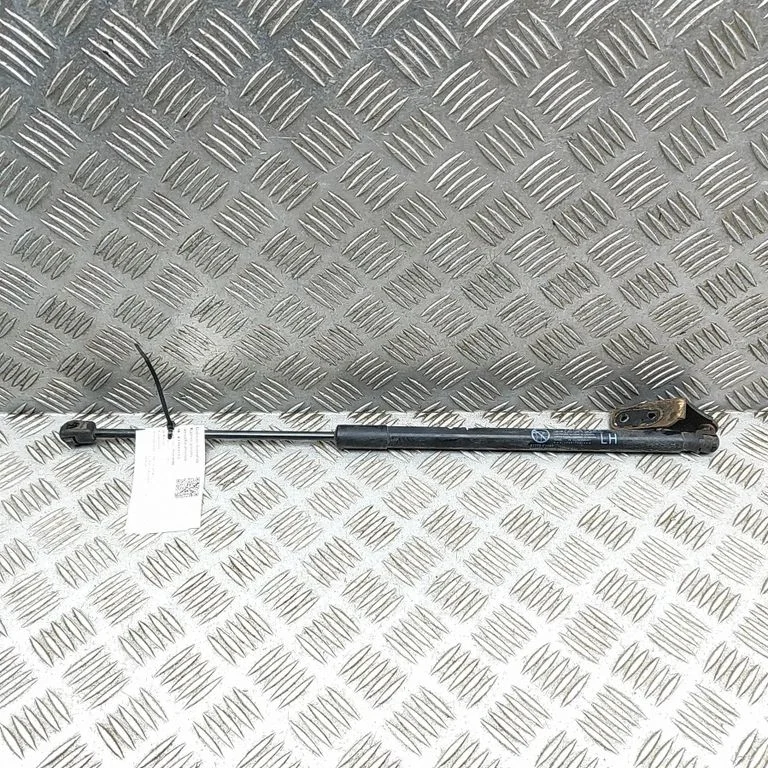 Tailgate/trunk strut/damper – KIA Sportage (2016-2021)