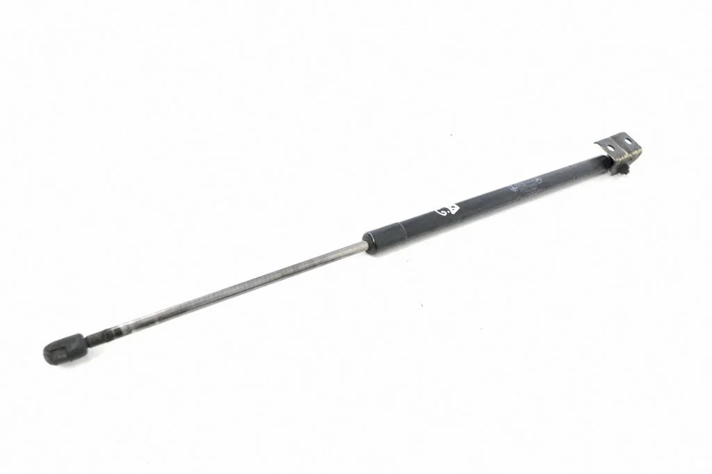 Aizmugurējā vāka amortizators A6399800164