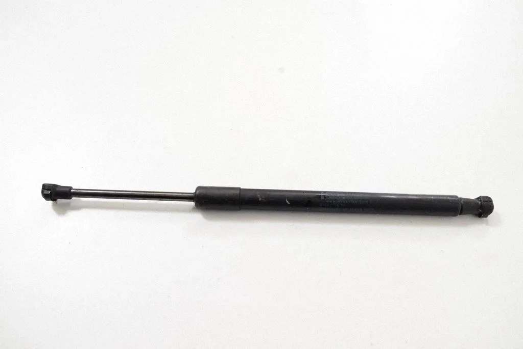 Tailgate/trunk strut/damper – BMW 3 Series E92 E93 (2005-2014)