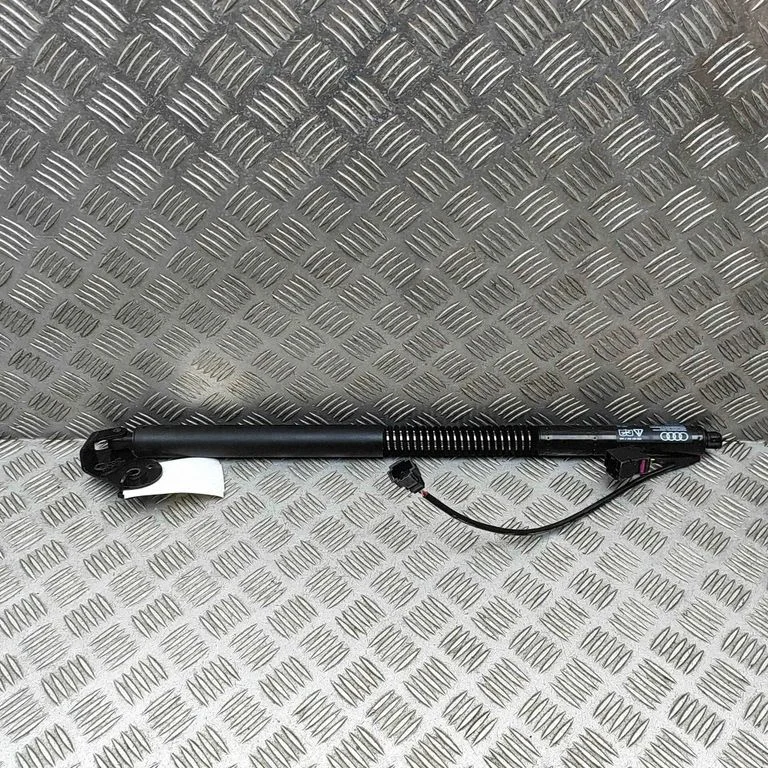 Aizmugurējā vāka amortizators 4G8827851F