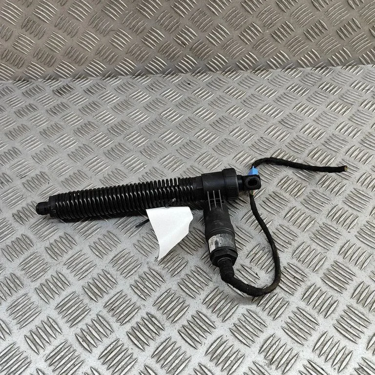 Tailgate/trunk strut/damper EKEA5606910