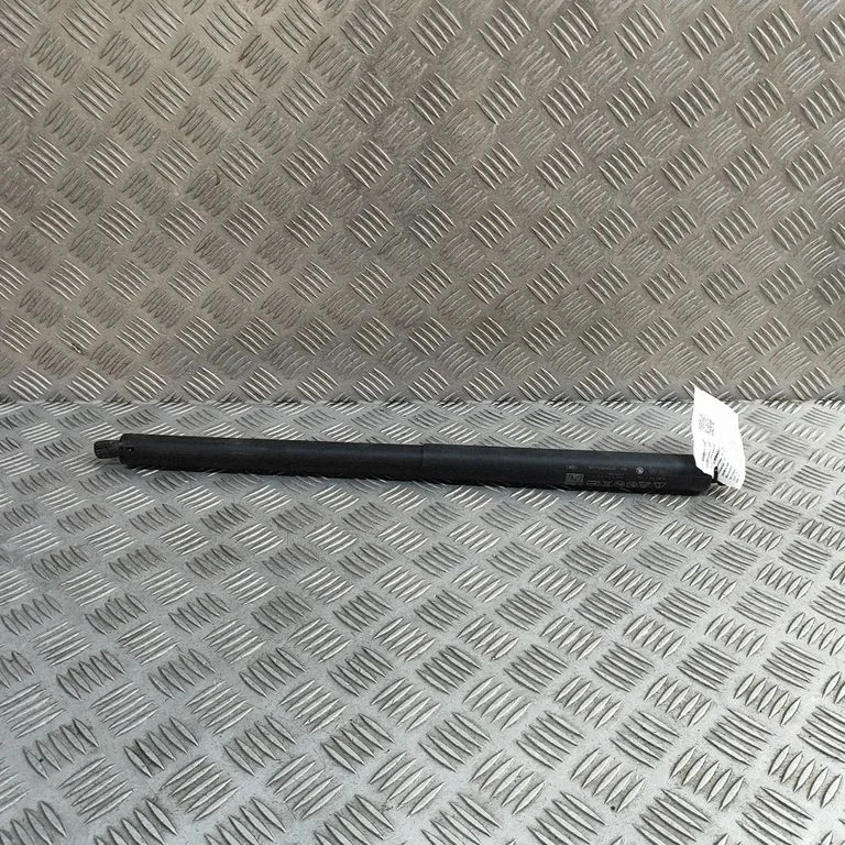 Aizmugurējā vāka amortizators 5LG827552A