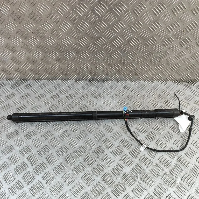 Tailgate/trunk strut/damper – Porsche Panamera (970) (2009-2017)