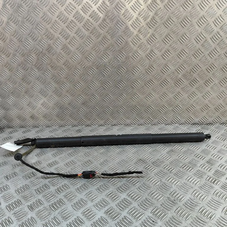 Tailgate/trunk strut/damper 9Y3827851B