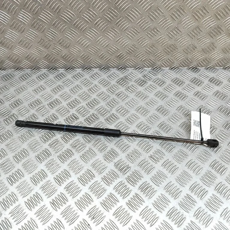 Tailgate/trunk strut/damper 8V4827552