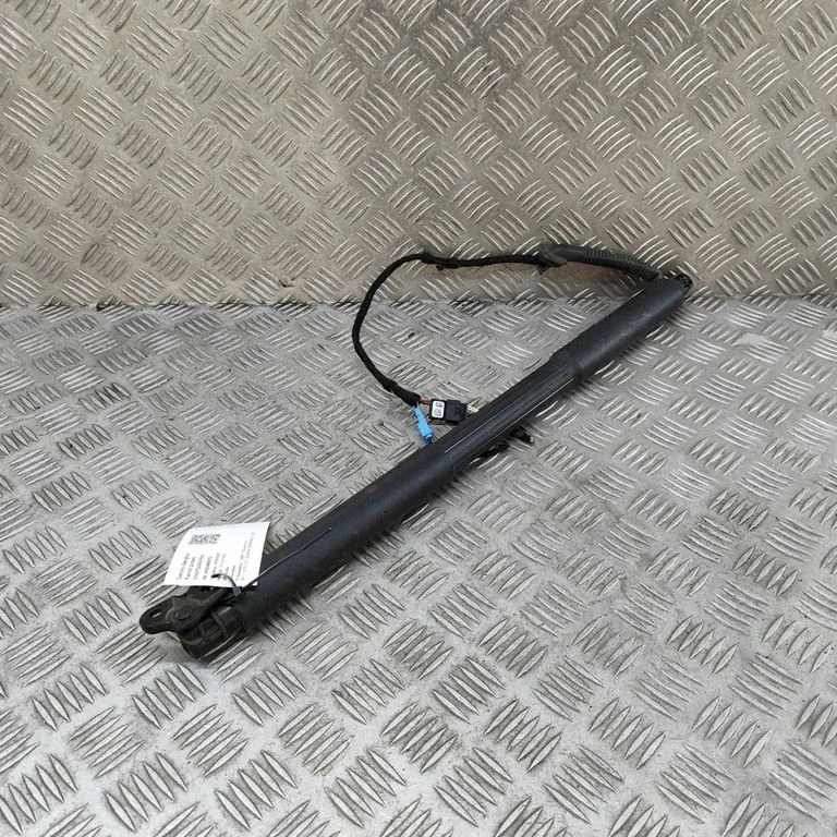 Tailgate/trunk strut/damper – BMW 3 Series F30 F35 F31 (2012-2018)