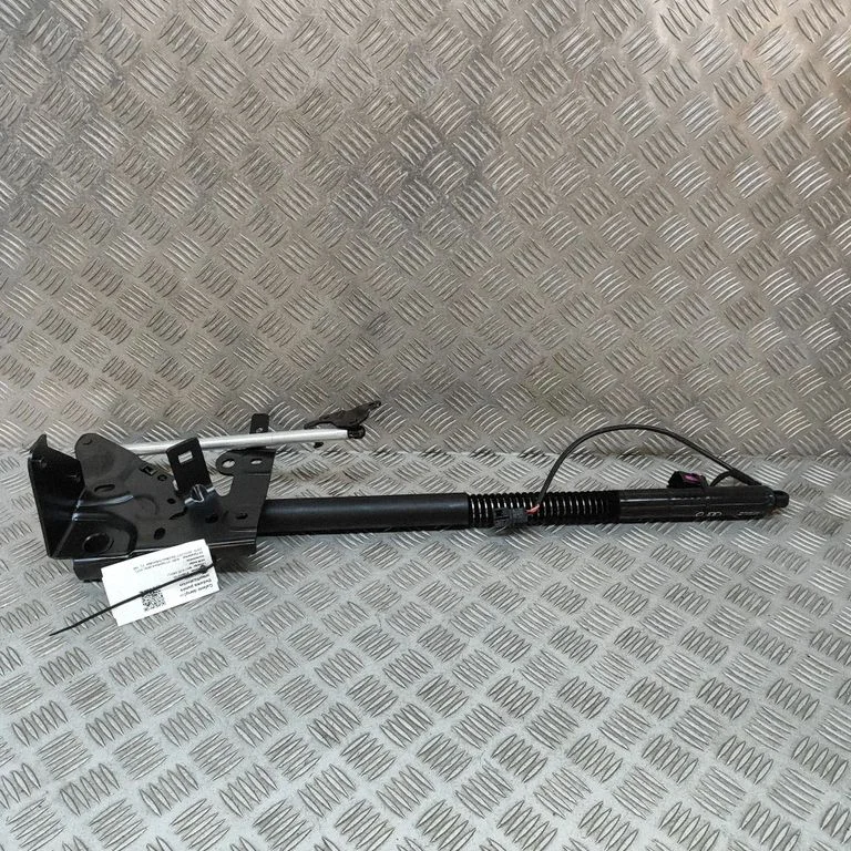 Tailgate/trunk strut/damper 4G8827858S