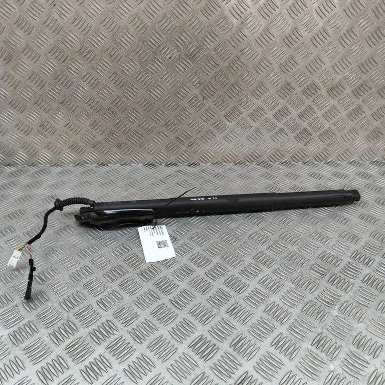 Aizmugurējā vāka amortizators – BMW iX1 (2022-)