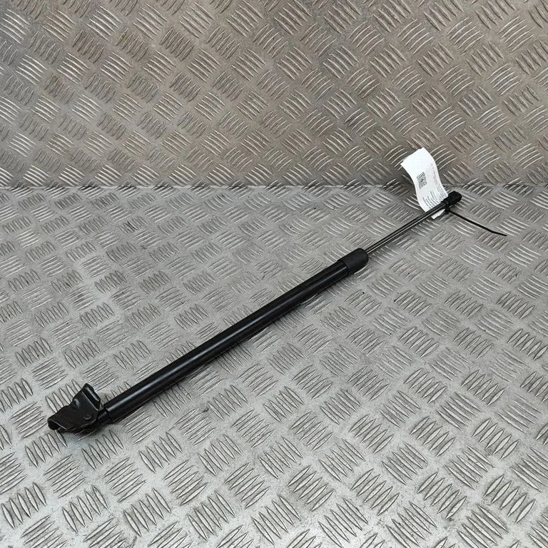 Aizmugurējā vāka amortizators DFR563620L