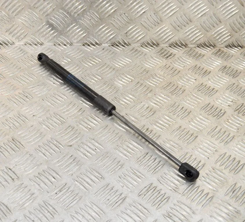 Aizmugurējā vāka amortizators – BMW 3. sērija F30 F35 F31 (2012-2018)
