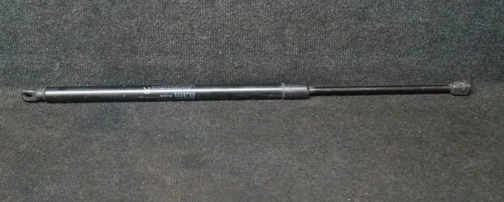 Aizmugurējā vāka amortizators – Honda CR-V (2007-2012)