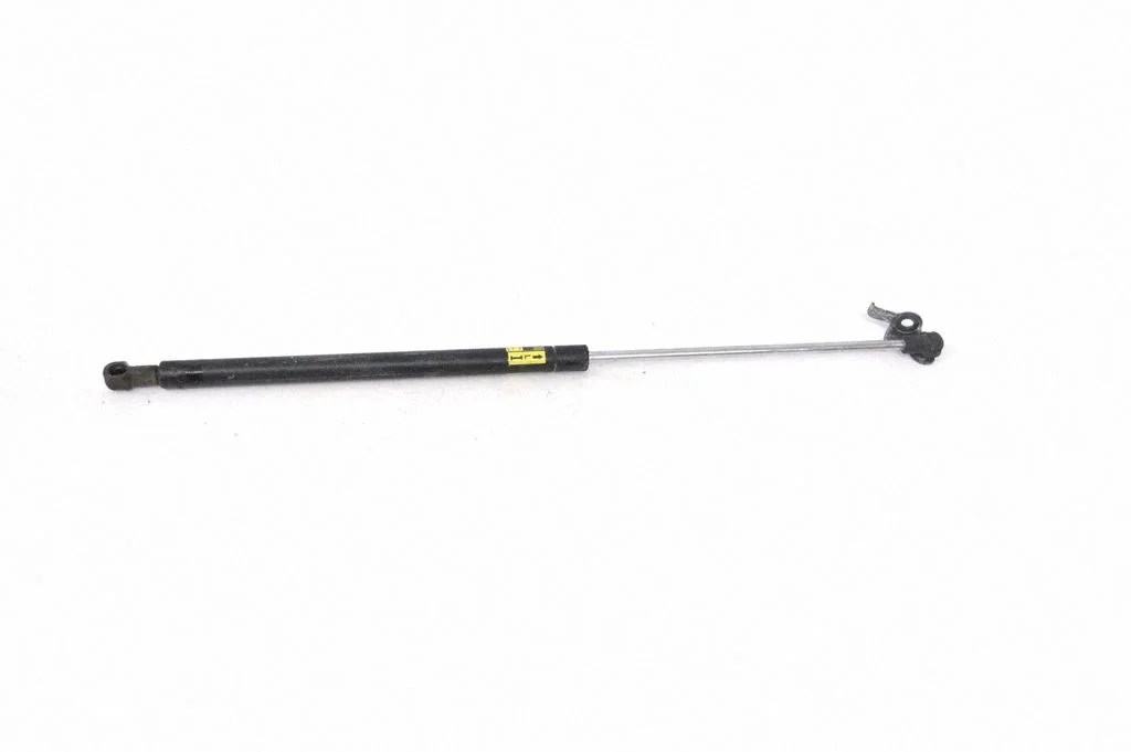 Tailgate/trunk strut/damper – Lexus IS III XE30 (2013-2020)