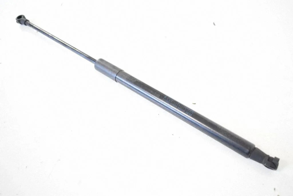 Aizmugurējā vāka amortizators – BMW 1. sērija F20 F21 (2011-2019)