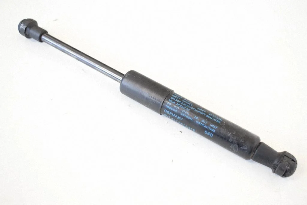 Tailgate/trunk strut/damper 8V7827552A