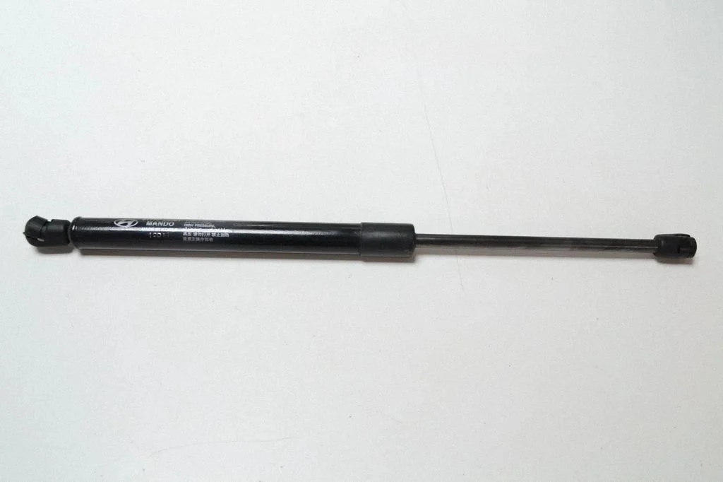 Aizmugurējā vāka amortizators – Hyundai Santa Fe (2006-2012)