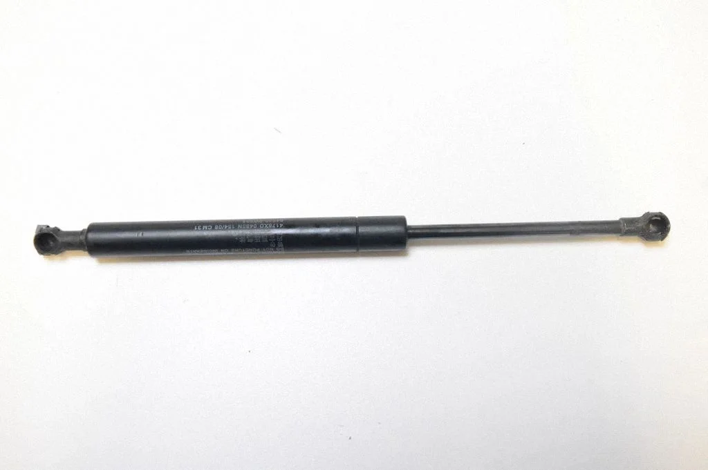 Aizmugurējā vāka amortizators – Lexus GS 300 350 430 450H (2005-2012)