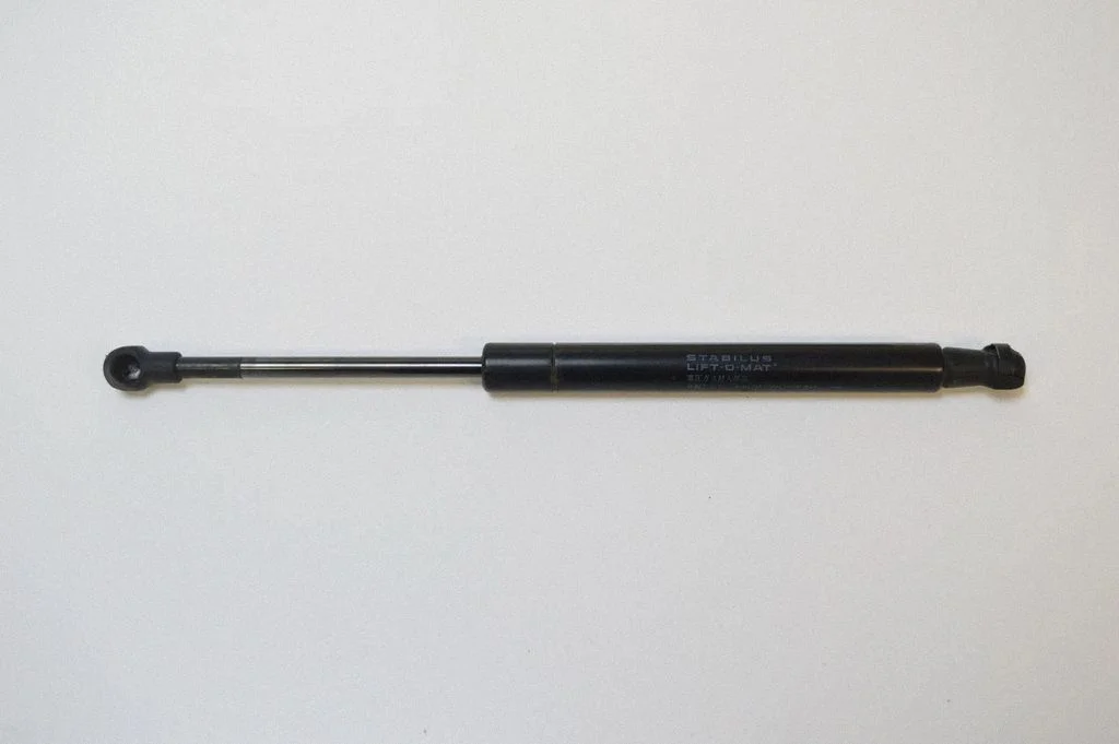 Tailgate/trunk strut/damper – Lexus GS 300 350 430 450H (2005-2012)