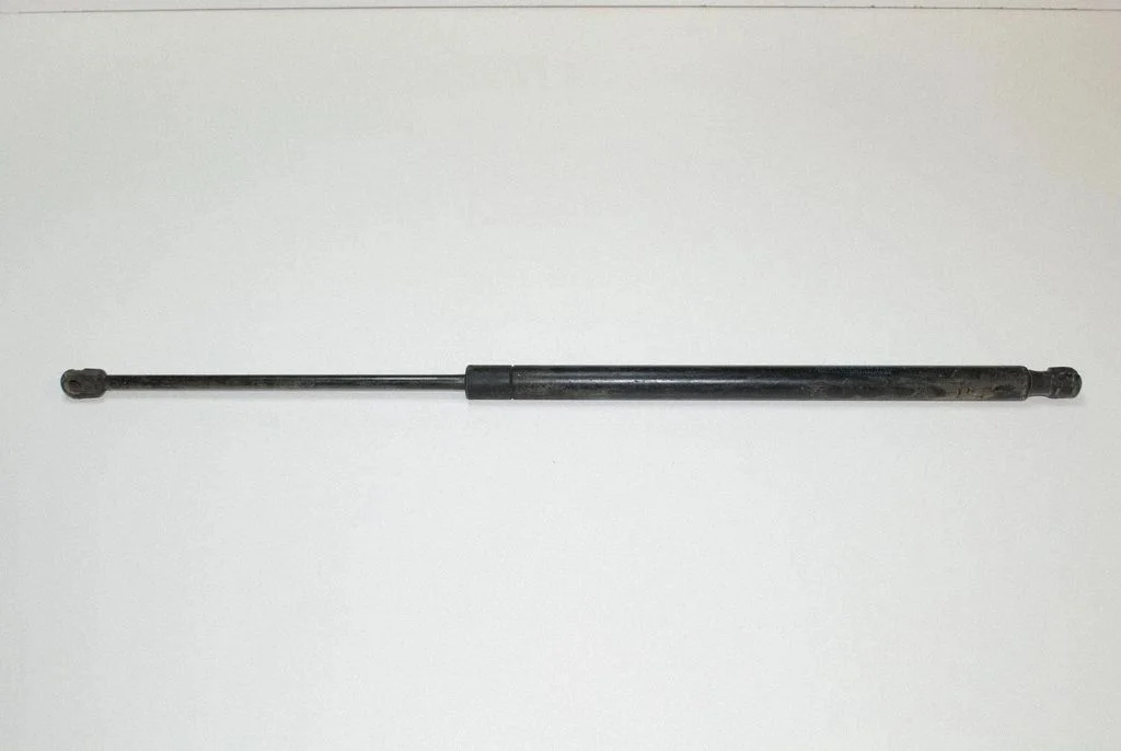 Tailgate/trunk strut/damper – Land Rover Range Rover Sport L320 (2005-2013)