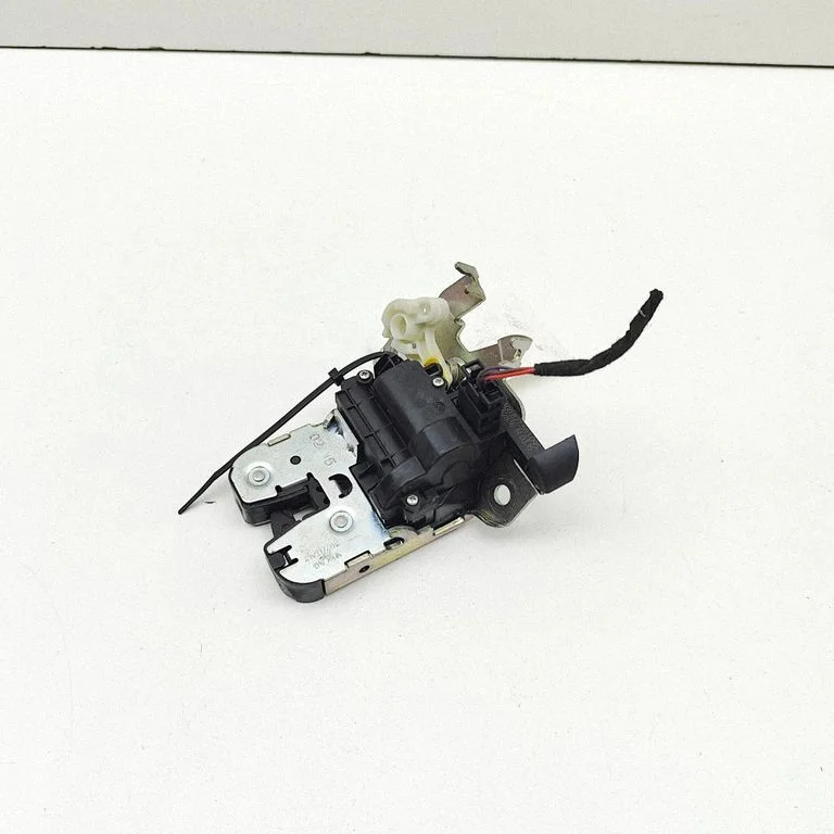 Tailgate/trunk/boot lock/catch/latch 3G0827503