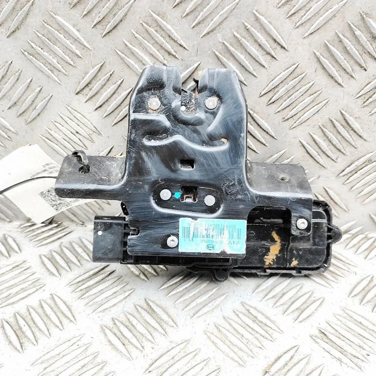 Tailgate/trunk/boot lock/catch/latch 1393774200