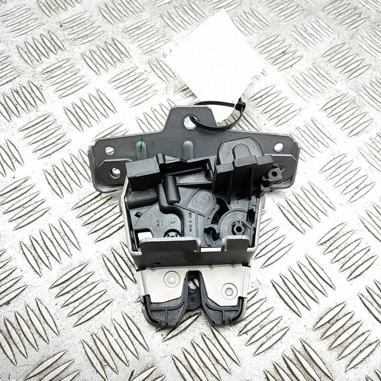 Tailgate/trunk/boot lock/catch/latch 32149610