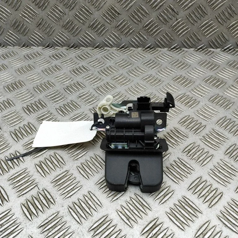 Zamek klapy bagażnika 11A827505A