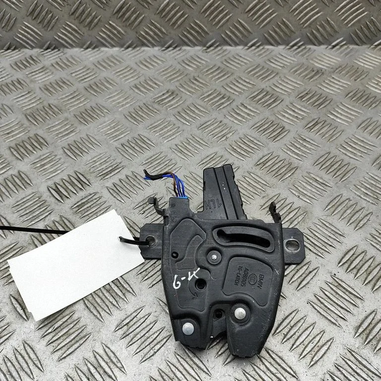 Zamek klapy bagażnika 9880874