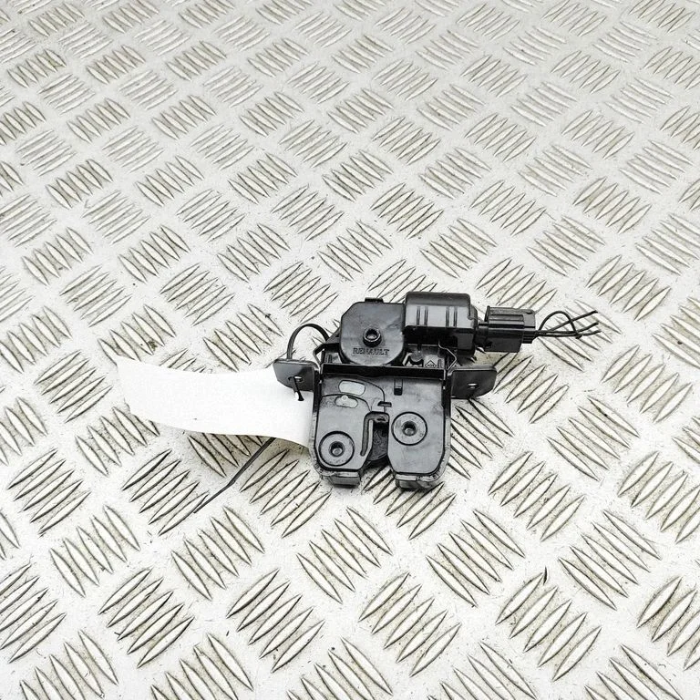 Aizmugurējā vāka slēdzene 905039428R