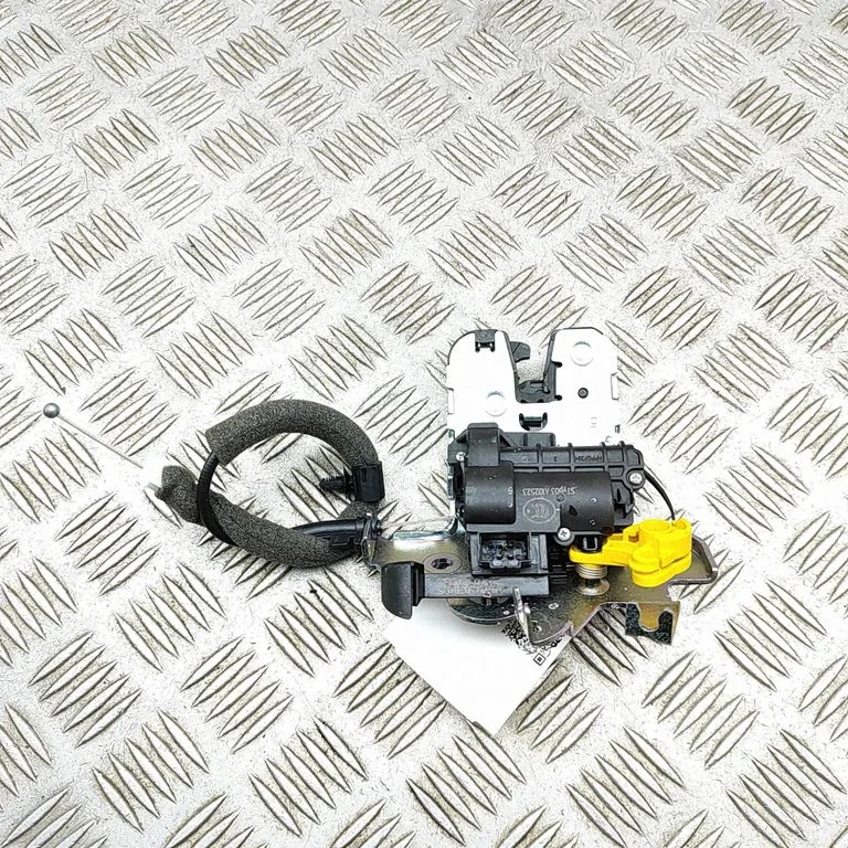 Tailgate/trunk/boot lock/catch/latch 4M0827506D
